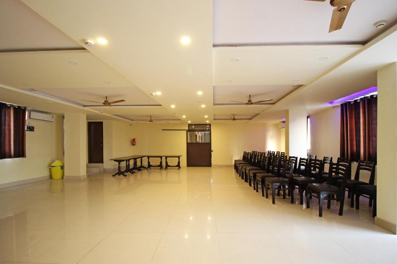 Oyo 5424 Pushpanjali Residency Hotel Дехрадун Екстериор снимка
