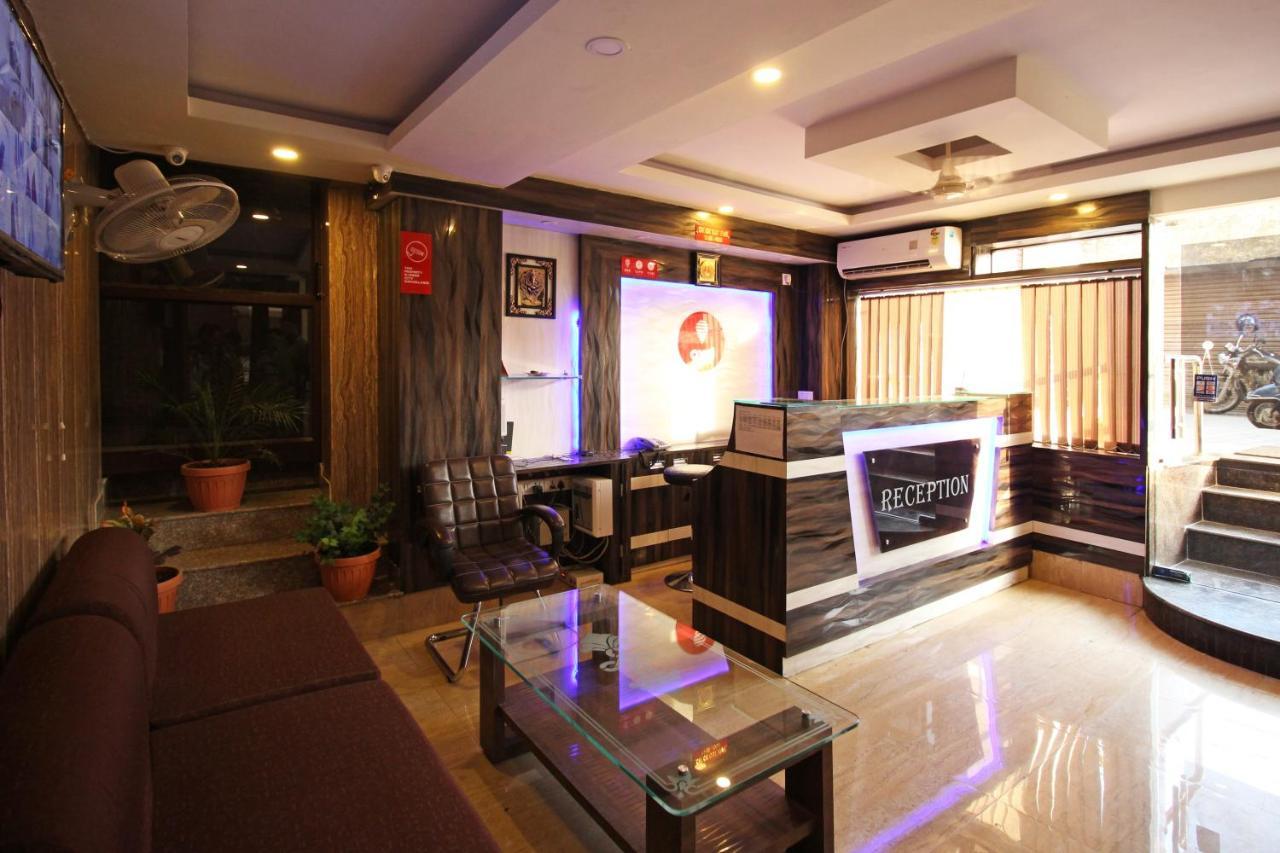 Oyo 5424 Pushpanjali Residency Hotel Дехрадун Екстериор снимка